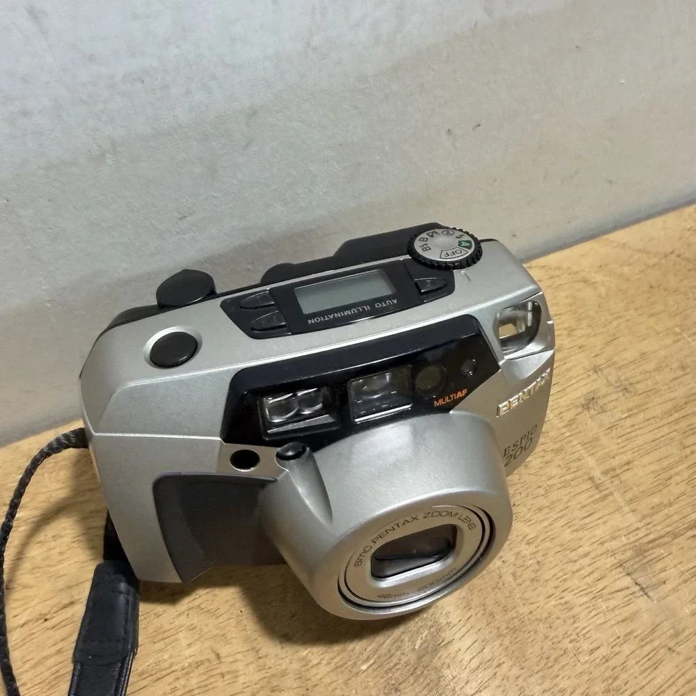 Pentax Espio 200 48-200mm Zoom 35mm Point & Shoot Film Camera Tested